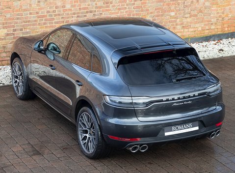 Porsche Macan Turbo 9