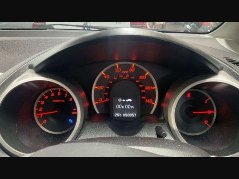 Honda Jazz 1.3 Jazz i-VTec ES 5dr 17