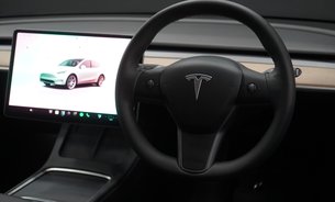 Tesla Model Y RWD TOW BAR Front PPF GROK AI Adaptive LEDs Heated Seats & Steering Wheel 17