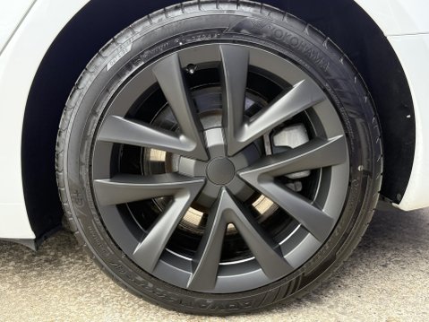 Tesla Model 3 Saloon 4dr Electric Auto RWD (241 bhp) 16