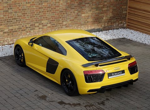 Audi R8 V10 Plus 4