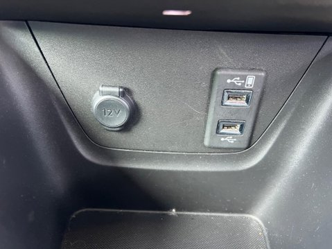 Vauxhall Crossland X 1.2 Elite Nav Euro 6 (s/s) 5dr 32