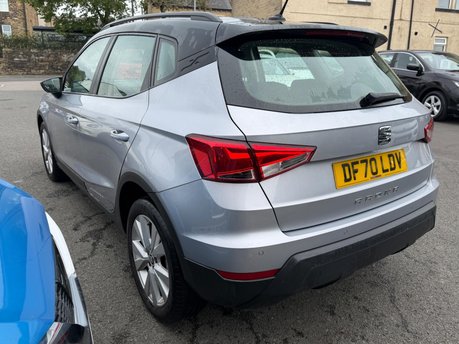 SEAT Arona ECOTSI SE TECHNOLOGY DSG 8