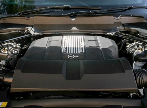 Land Rover Range Rover Sport 5.0 SVR 29