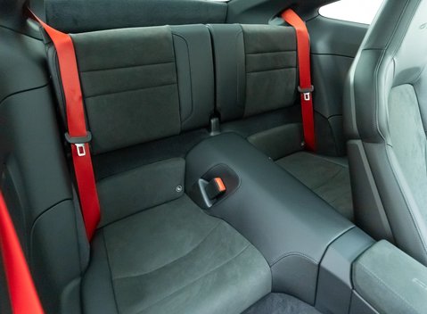 Porsche 911 Carrera GTS (992) 12