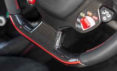 Ferrari 488 Pista 19