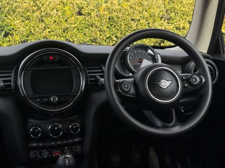 Mini Hatch 1.5 Cooper Classic 3dr 3