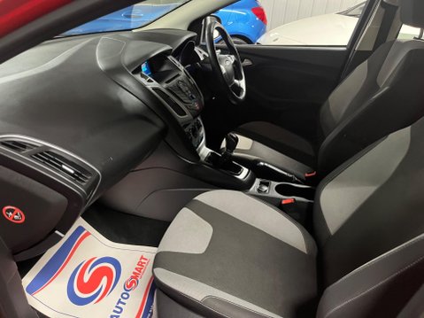 Ford Focus 1.0T EcoBoost Zetec Euro 5 (s/s) 5dr 17