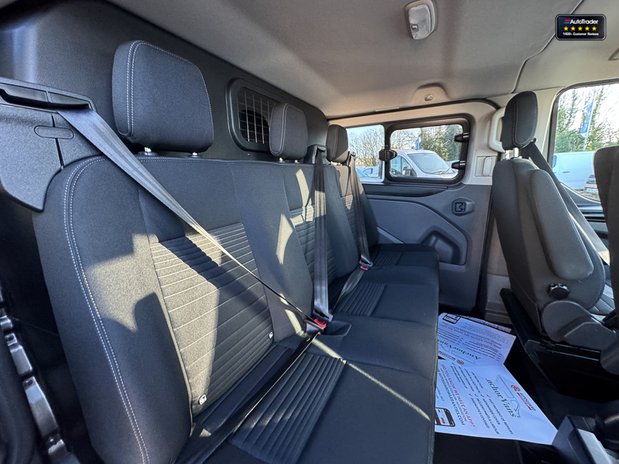 Ford Transit Custom Crew Cab [SOLD MT] AUTO 170ps LWB L2H1 Limited 300 Air Con Alloys Sensors S 16