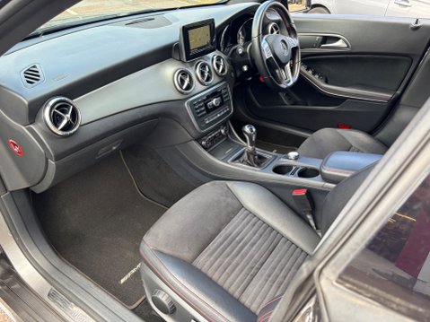 Mercedes-Benz CLA Class CLA180 AMG SPORT 12