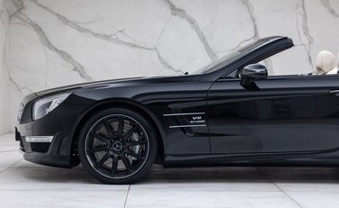 Mercedes-Benz SL Class SL63 AMG 51