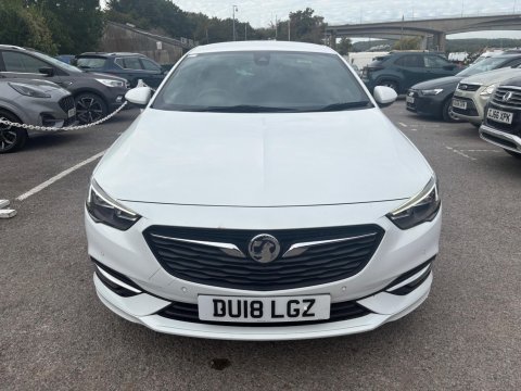 Vauxhall Insignia SRI VX-LINE NAV 8