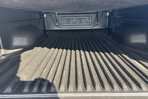 Isuzu D-Max Utility Single Cab 4x4 Pickup 12