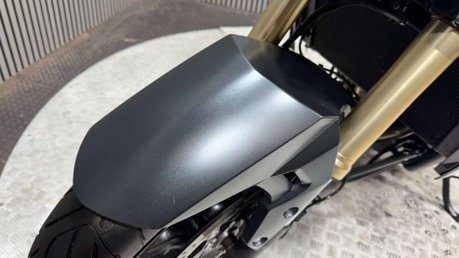 Suzuki GSR750 2013 ONLY 9K STUNNING EXAMPLE LONG MOT NAKED 750CC 41