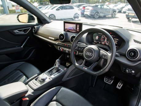 Audi Q2 SQ2 TFSI QUATTRO VORSPRUNG