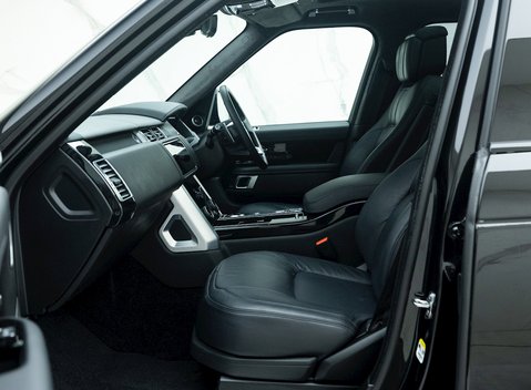 Land Rover Range Rover P400e Autobiography 16