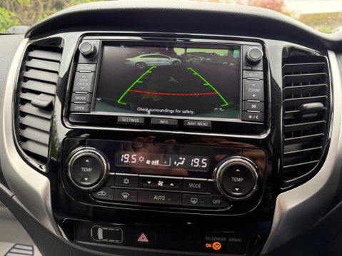 Mitsubishi L200 2.4 DI-D DC Barbarian 4WD Euro 5 4dr 41