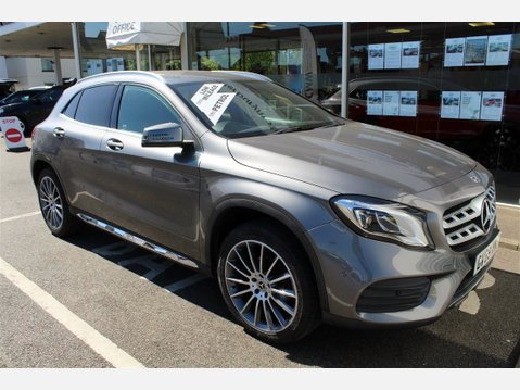 Mercedes-Benz GLA Class GLA 180 AMG LINE EDITION 4