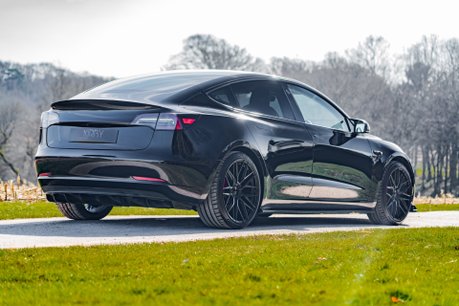 Tesla Model 3 PERFORMANCE AWD