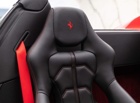 Ferrari 458 Spider 8