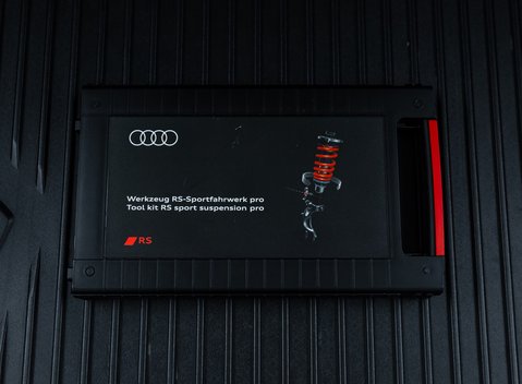 Audi RS6 GT 56