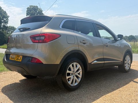 Renault Kadjar 1.2 TCe Dynamique Nav SUV 5dr Petrol Manual Euro 6 (s/s) (130 ps) 5