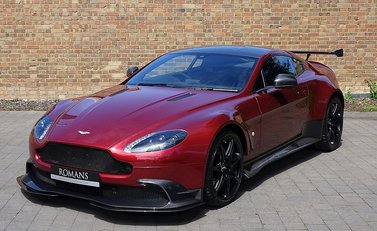 Aston Martin Vantage GT8 26