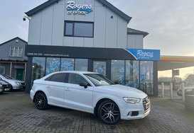 Audi A3 1.6 TDI SPORT AUTOMATIC 2