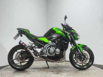 Kawasaki Z900 2017 ONLY 8K NEW MOT SUPER NAKED EXCELLENT CONDITION 900CC