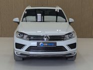 Volkswagen Touareg 3.0 Touareg V6 R-Line+ TDI BlueMotion Technology Auto 4WD 5dr 8