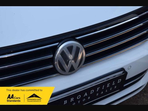 Volkswagen Passat 2.0 Passat SE Business TDI BlueMotion Technology 4dr 8