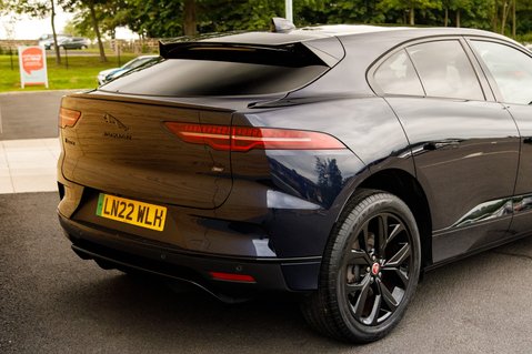 Jaguar I-Pace BLACK 9