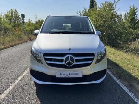 Mercedes-Benz V Class V300 D Auto Diesel LWB 6 Seater VAT Q Just 2000 miles 26