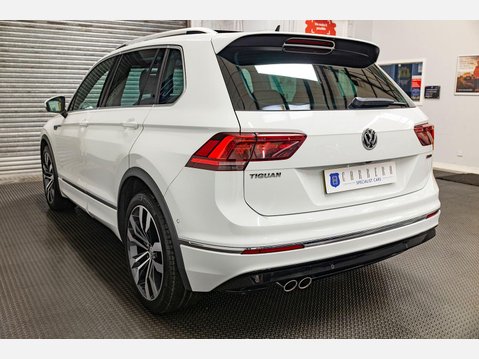 Volkswagen Tiguan 2.0 TDI R-Line Tech DSG 4Motion Euro 6 (s/s) 5dr 72