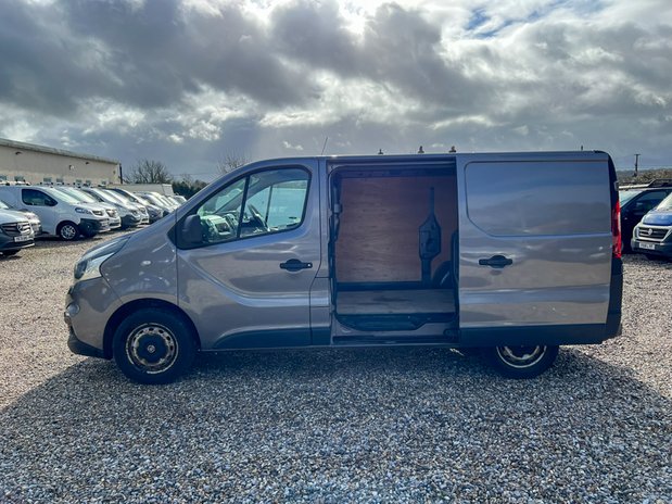 Fiat Talento SWB L1H1 Low Roof Sensors Tow Bar EURO 6 NO VAT 11