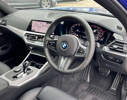 BMW 3 Series 2.0 320i M Sport Auto 4dr 18