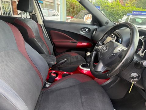 Nissan Juke 1.6 Acenta Premium Euro 5 (s/s) 5dr 16