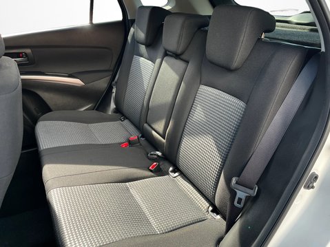 Suzuki S-Cross 1.4 Boosterjet 48V Hybrid Motion 5dr 33
