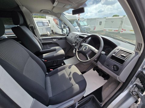 Volkswagen Campervan 35