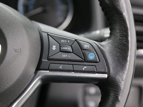 Nissan LEAF 40kWh Tekna Auto 5dr 12