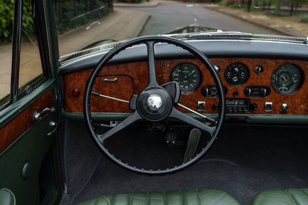 Bentley S1 Graber DHC 18