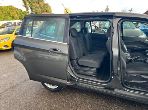 Ford Grand C-Max 1.0T EcoBoost Zetec Euro 6 (s/s) 5dr (Nav) 19