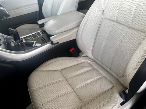 Land Rover Range Rover Sport 3.0 SD V6 HSE Dynamic Auto 4WD Euro 5 (s/s) 5dr 19