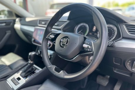 Skoda Superb 1.4 Superb SE Tech iV PHEV Semi-Auto 5dr 17
