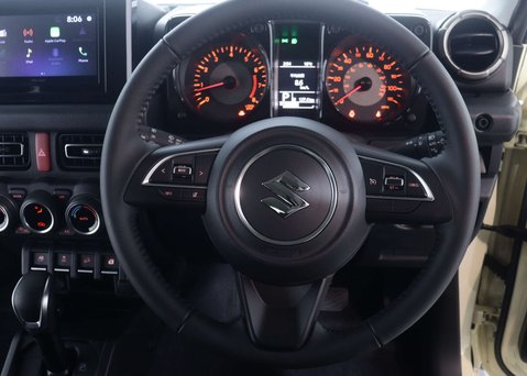 Suzuki Jimny SZ5 4X4 23