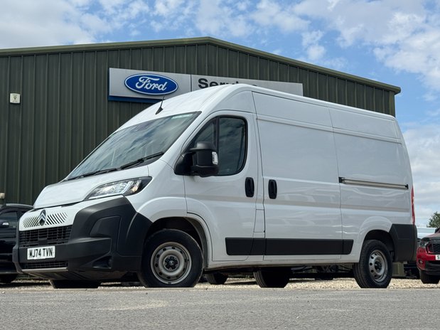Citroen Relay MWB L2H2 (SOLD CM) Medium Roof Enterprise 35 Air Con Camera Sensors EURO 6 1