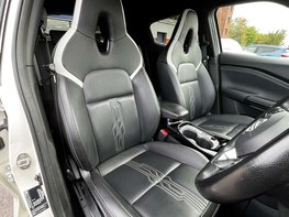 Nissan Juke 1.6 Juke Premiere Edition HEV CVT 5dr 71