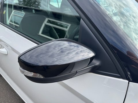 Skoda Fabia COLOUR EDITION MPI 16