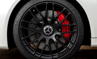 Mercedes-Benz C Class C63 S Coupe 9