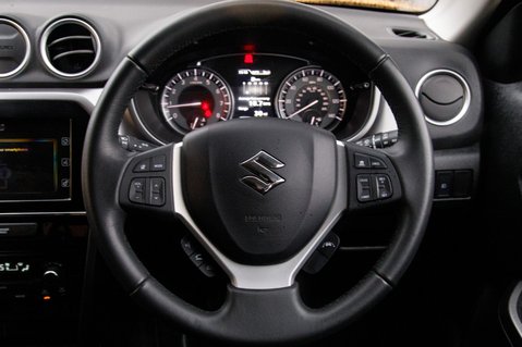 Suzuki Vitara SZ-T BOOSTERJET ALLGRIP MHEV 20